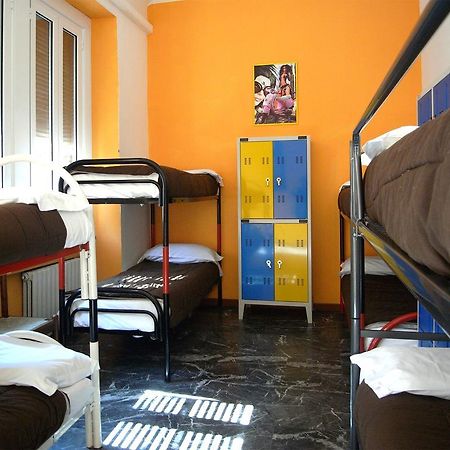 Hostel California Milan Ruang foto