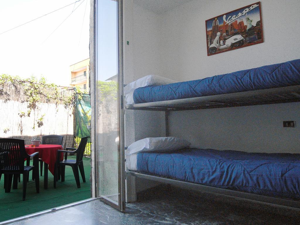 Hostel California Milan Bagian luar foto