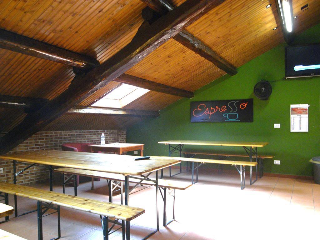 Hostel California Milan Bagian luar foto