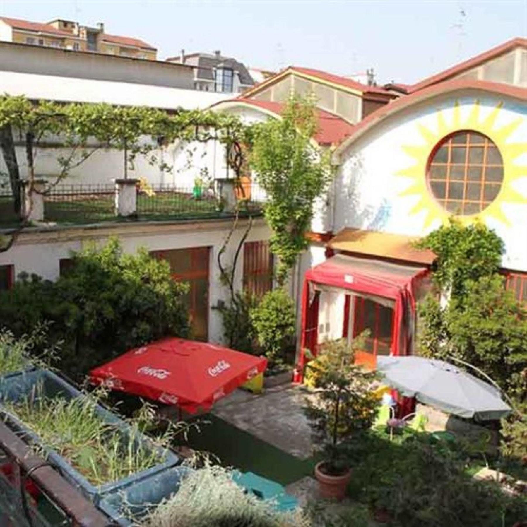 Hostel California Milan Bagian luar foto