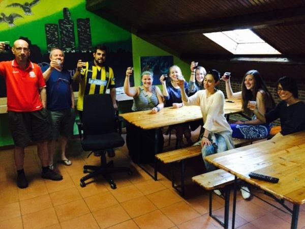 Hostel California Milan Bagian luar foto